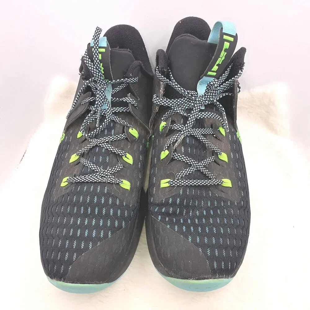 NIKE Lebron Witness 5  Athletic Shoes Black/Lagoon Pulse Green Colorway Men 11.5